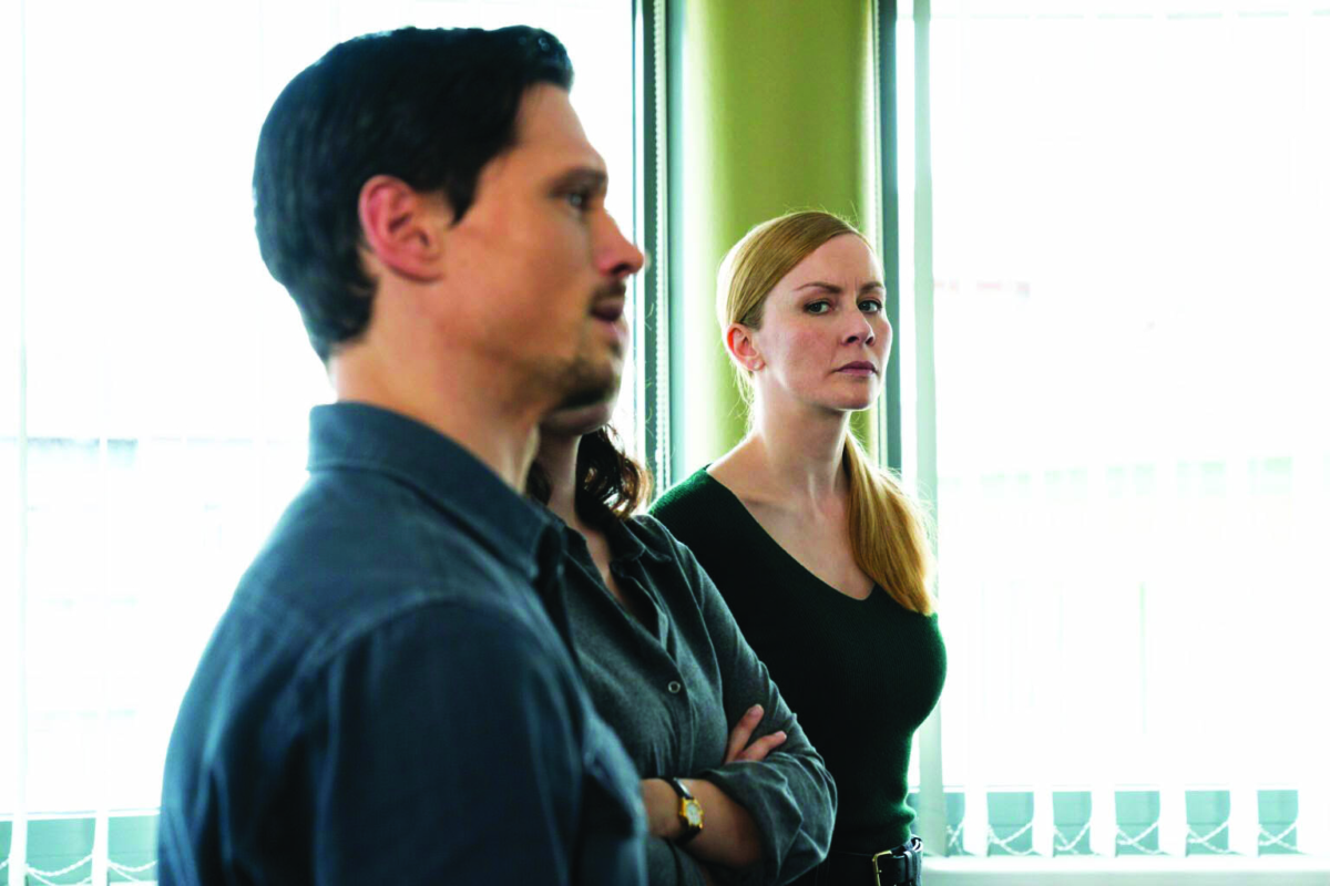 FBI: International-In pasto agli squali